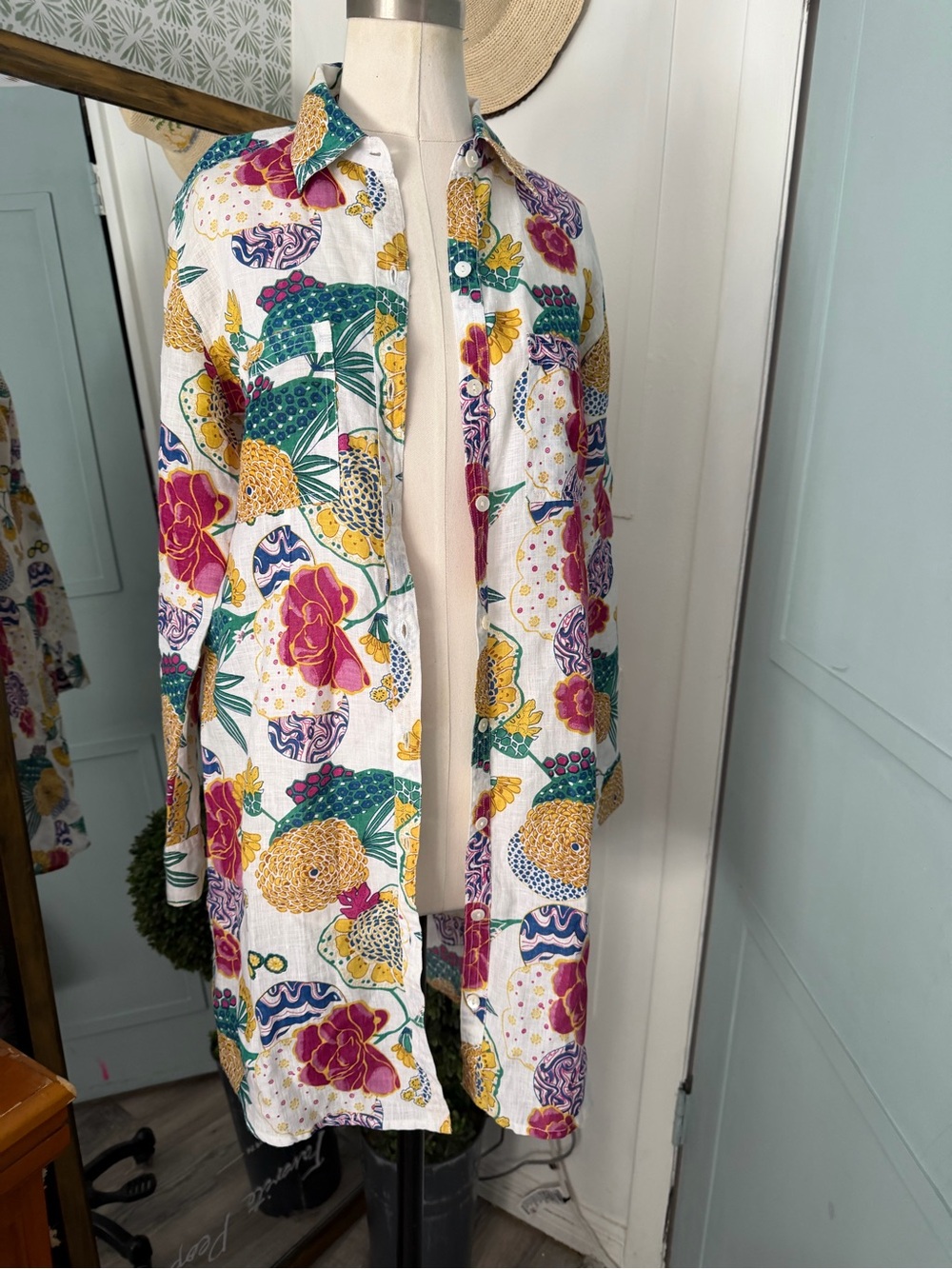 Roller Rabbit 100% Linen Cheri Floral Shirt Dress Button Front Tunic XS Roberta - Picture 3 of 8